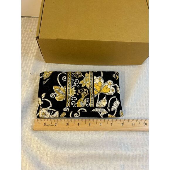Vera Bradley quilted Yellow Bird plush wallet 8"x4.5" Black Yellow trifold - Picture 2 of 6